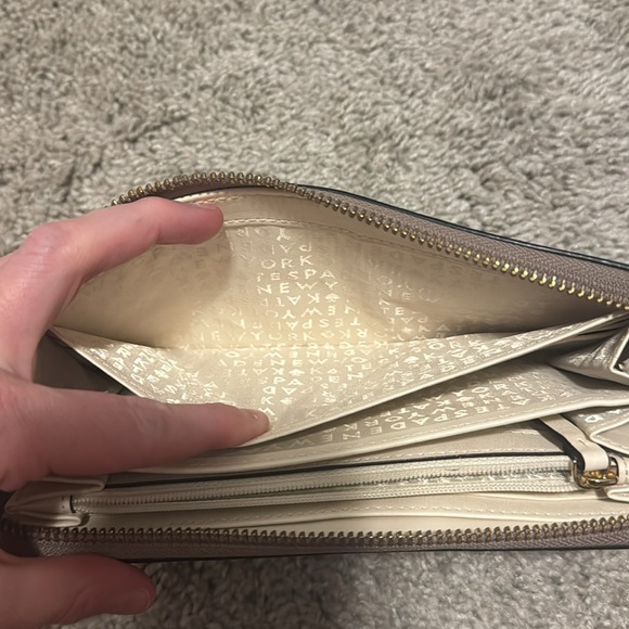Kate Spade Leather Wallet - Picture 6 of 9